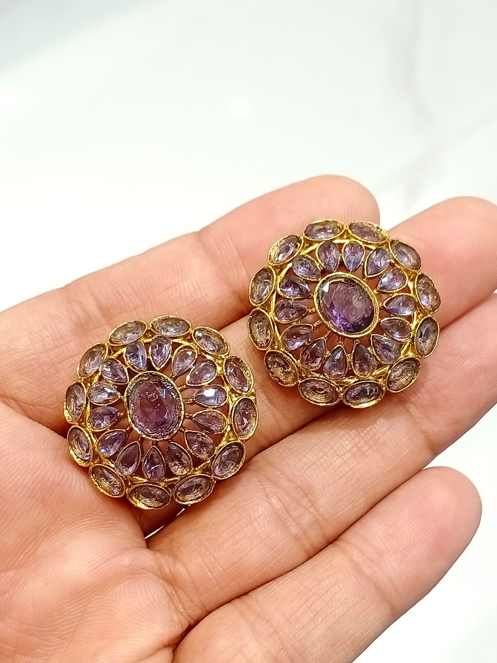 Neelaya Earstuds
