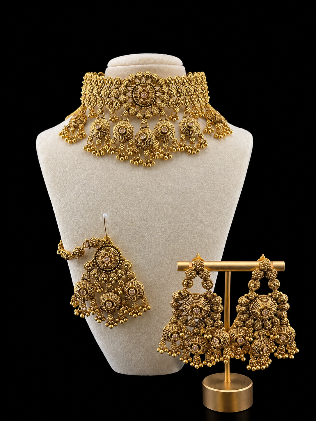 Royal Antique Gold Bridal Choker Set