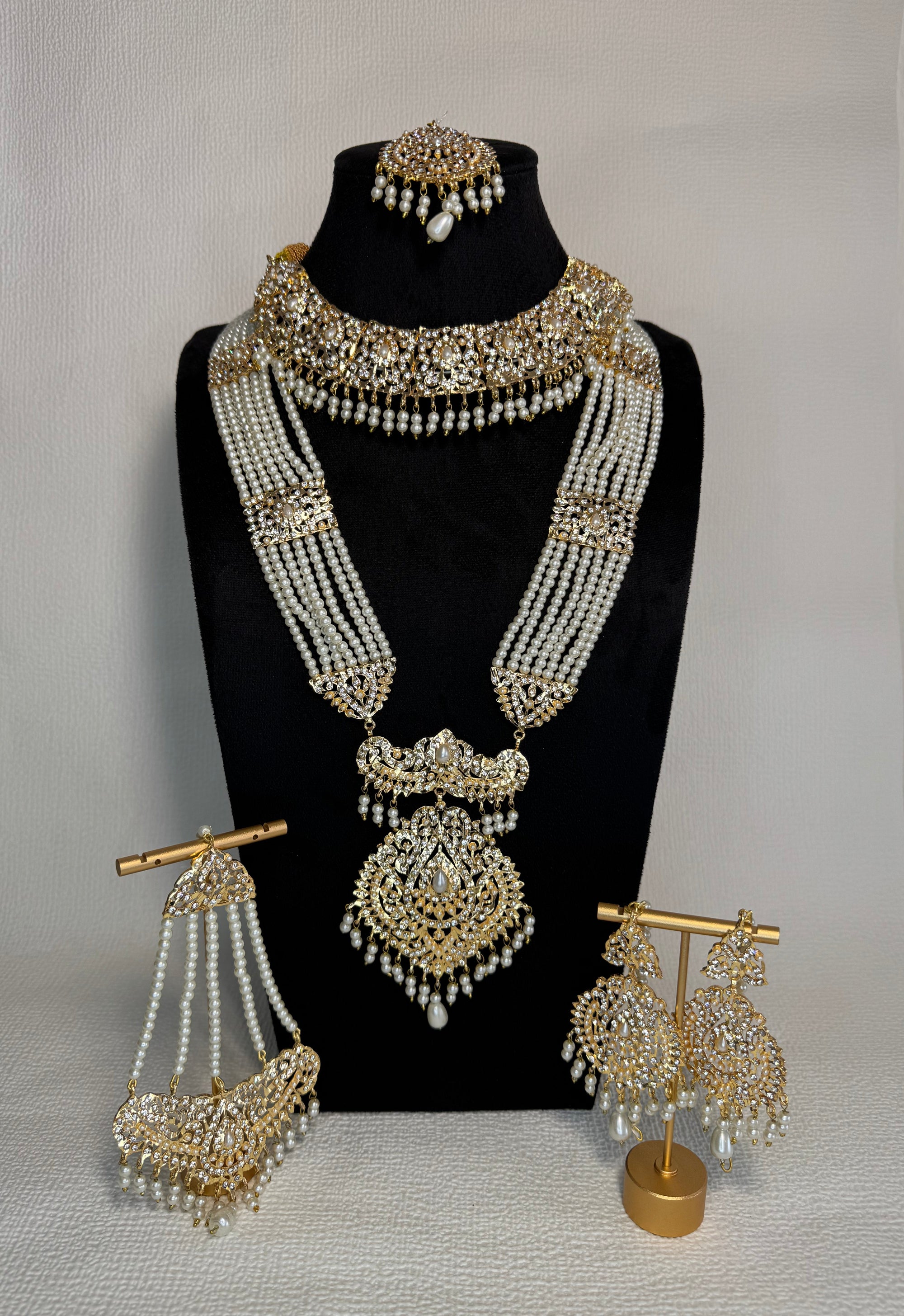 Noor-E-Pearl Bridal Set