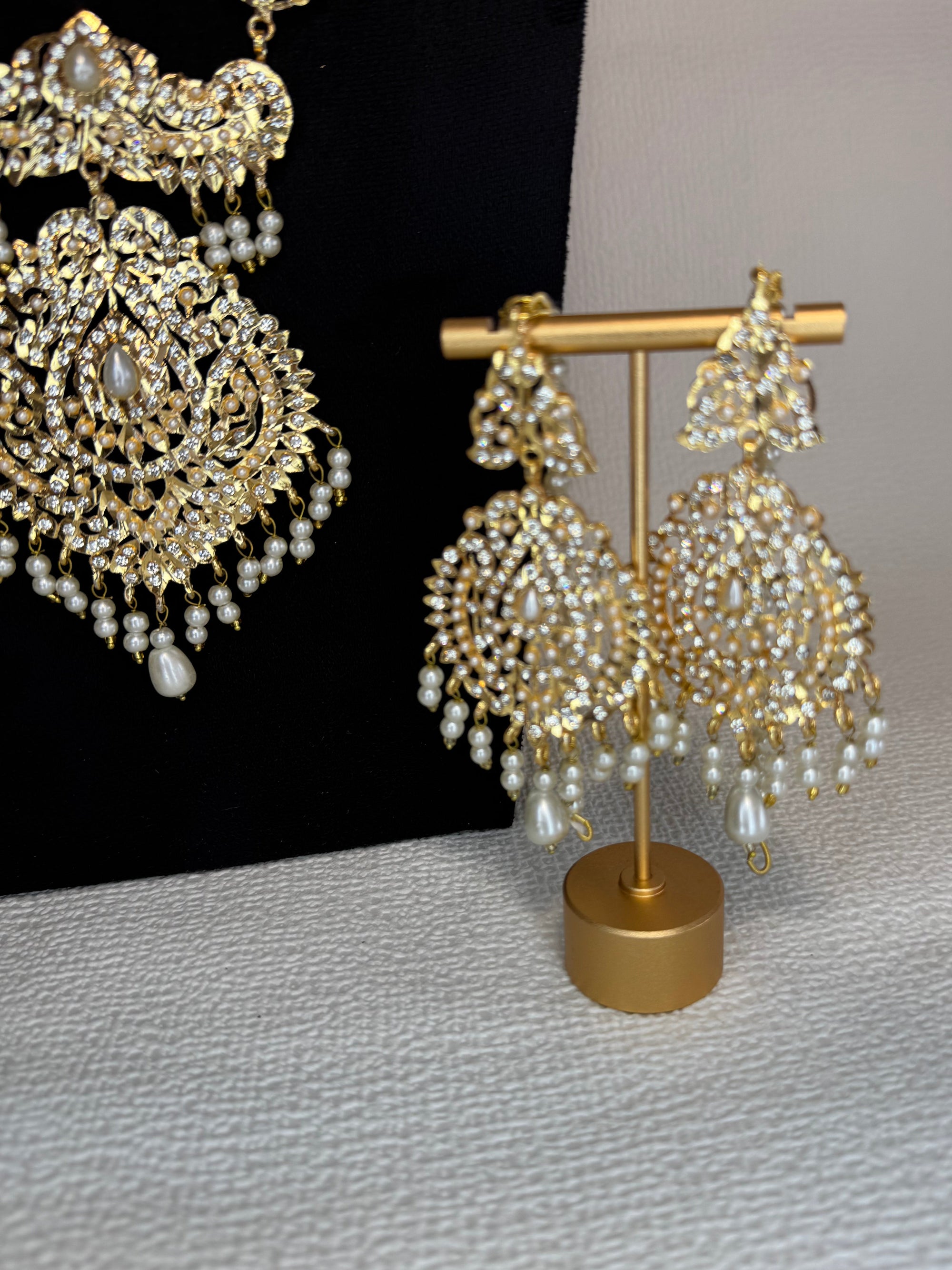 Noor-E-Pearl Bridal Set