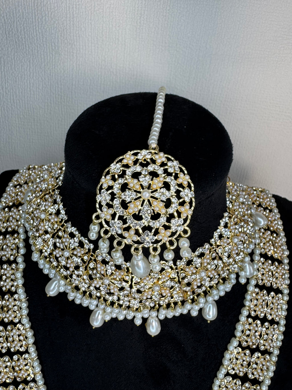 RANI SAAHIBA BRIDAL SET