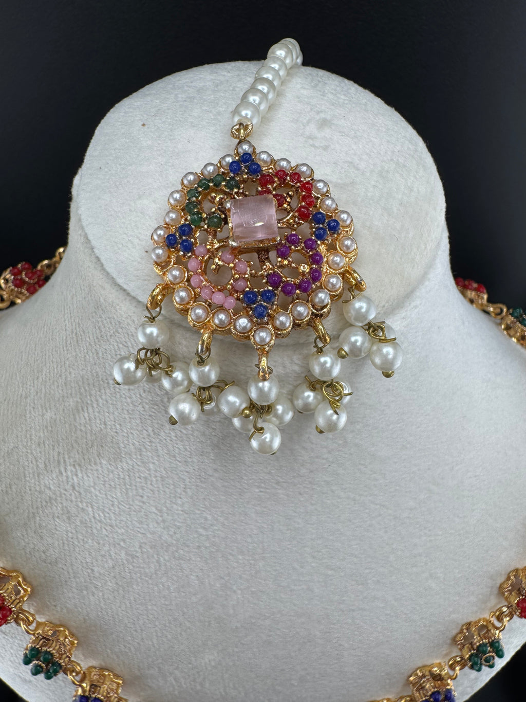Navratna necklace set