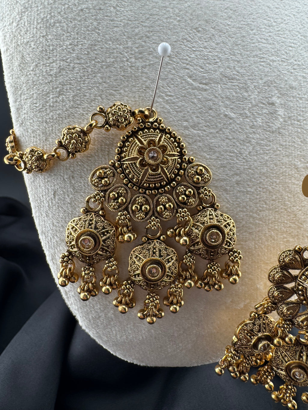 Royal Antique Gold Bridal Choker Set