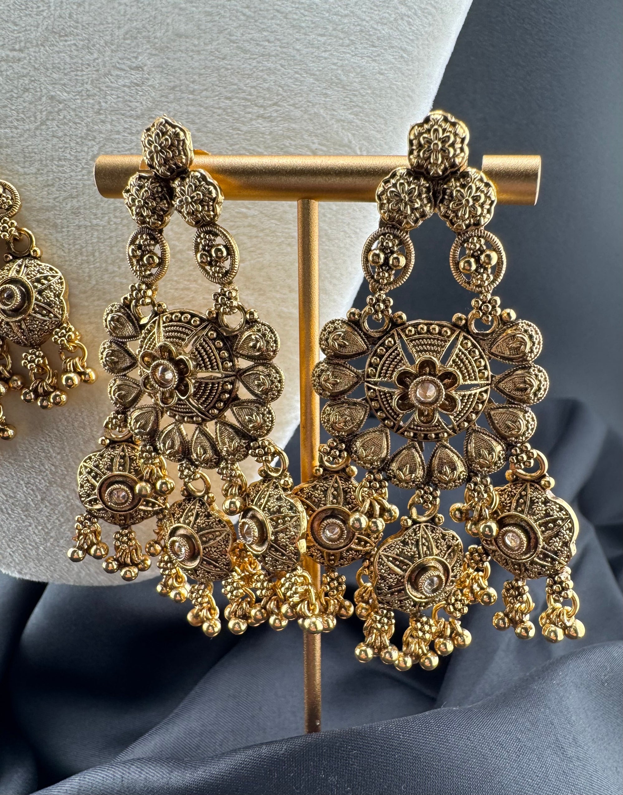 Royal Antique Gold Bridal Choker Set