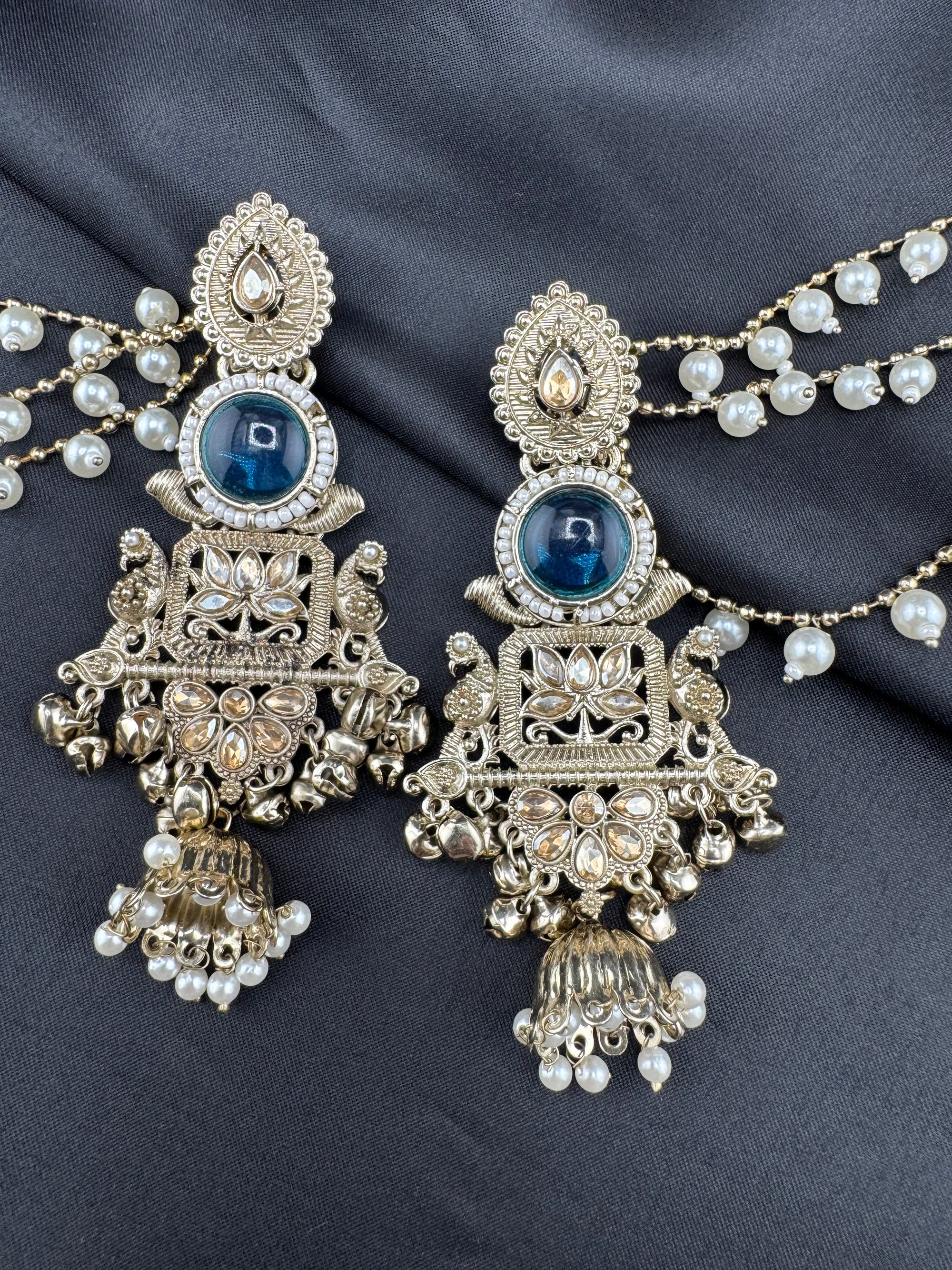 kashmiri jhumka with Sahara