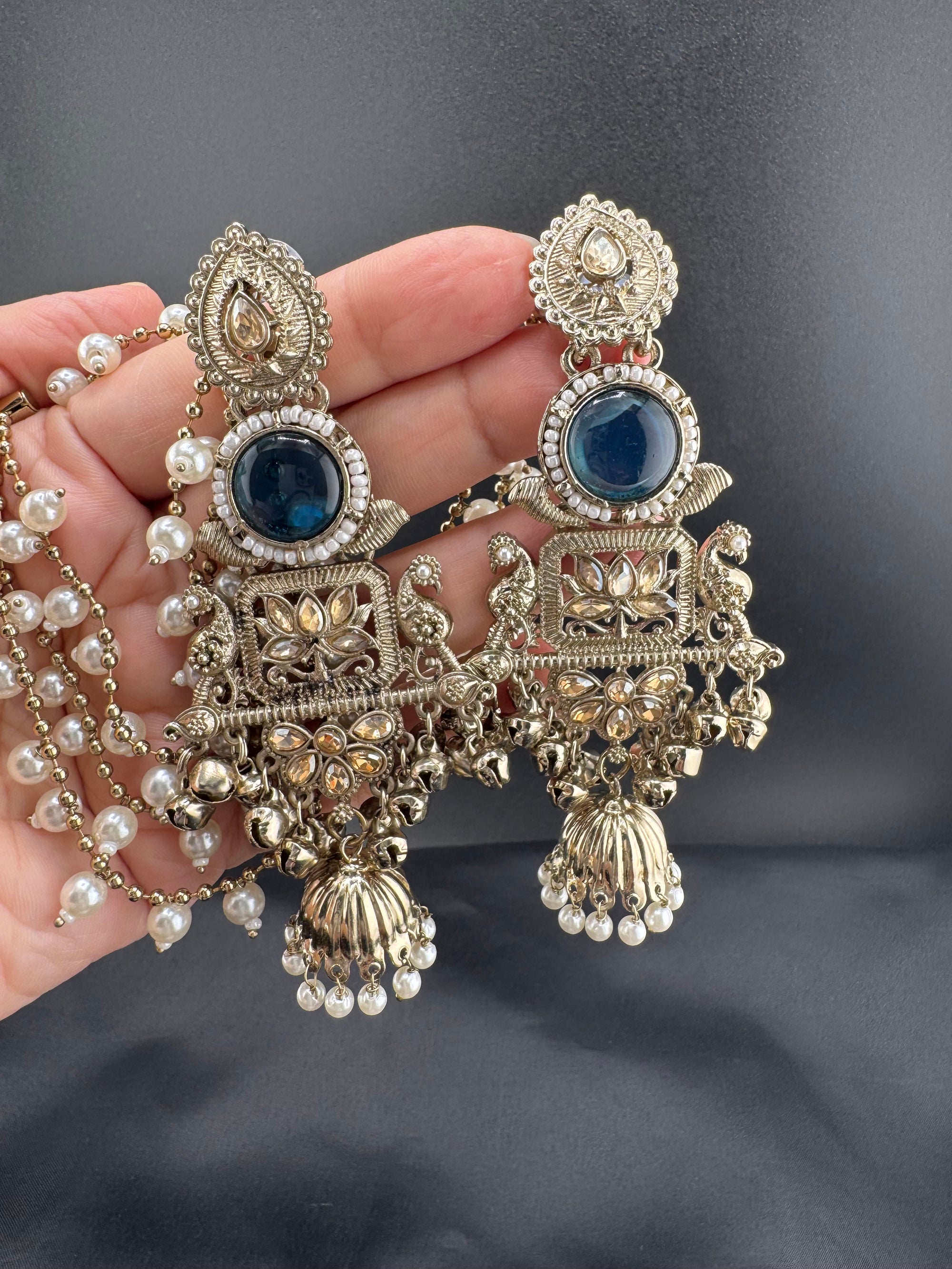 kashmiri jhumka with Sahara