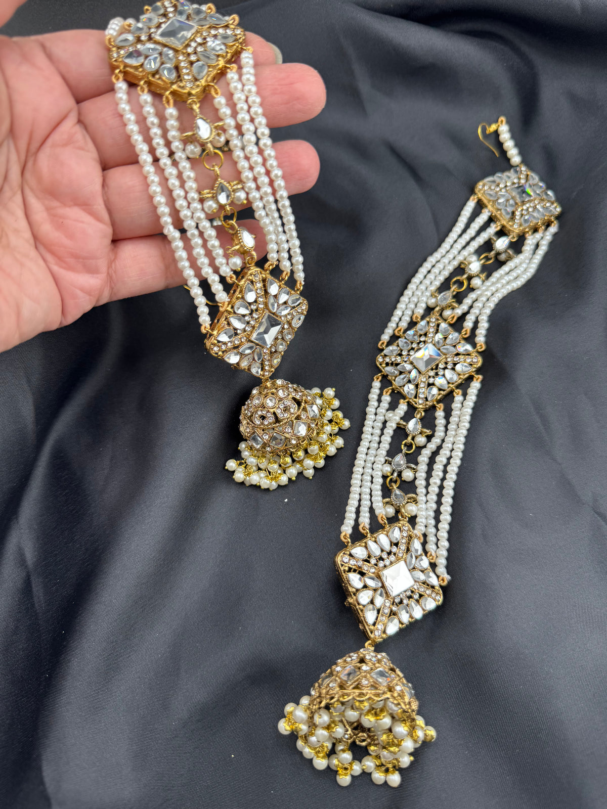 earrings with Sahara