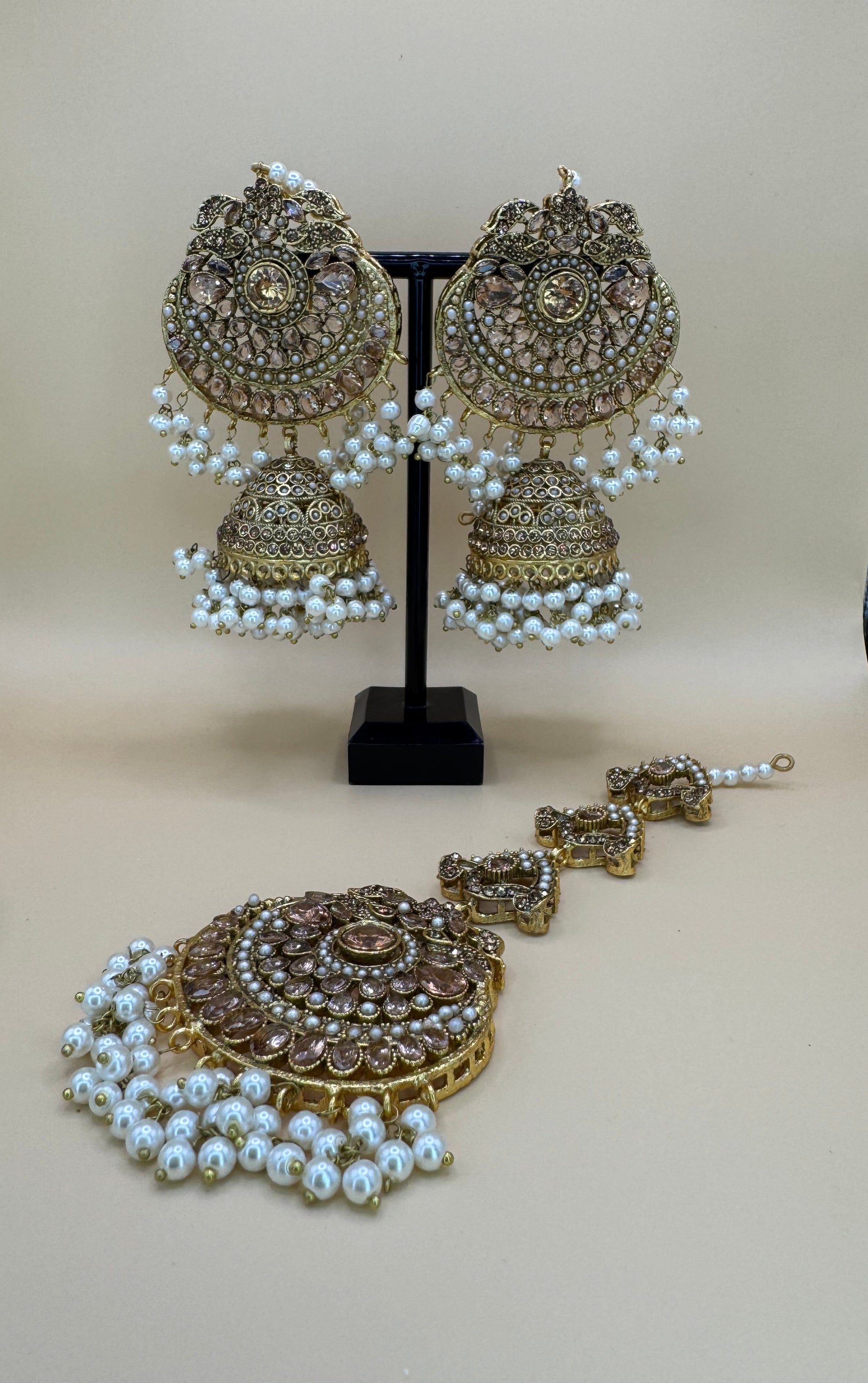 JHUMKA WITH TIKKA ANTIQUEGOLD