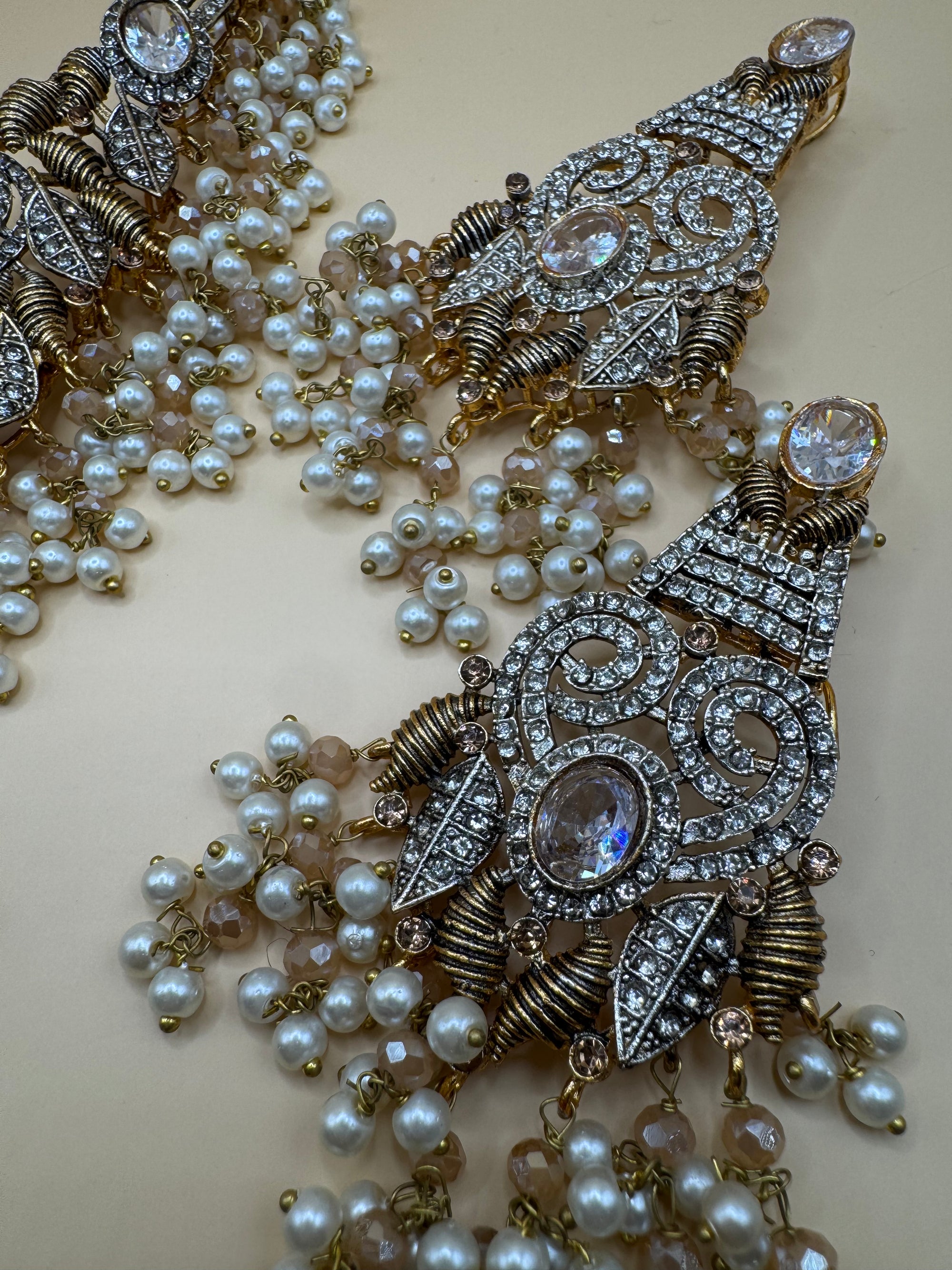 NECKLACE SET