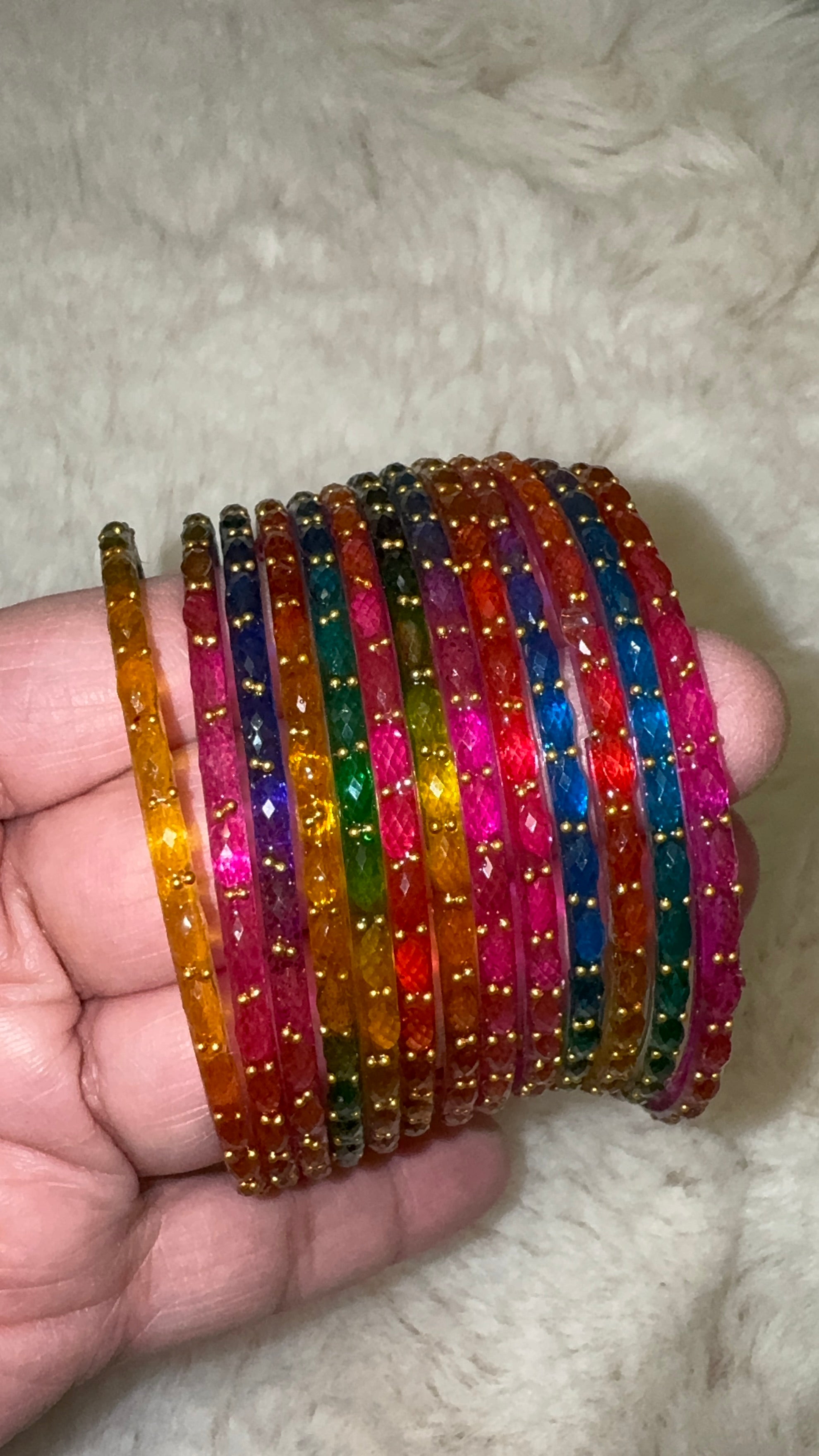 RAIN DROP GLASS BANGLES