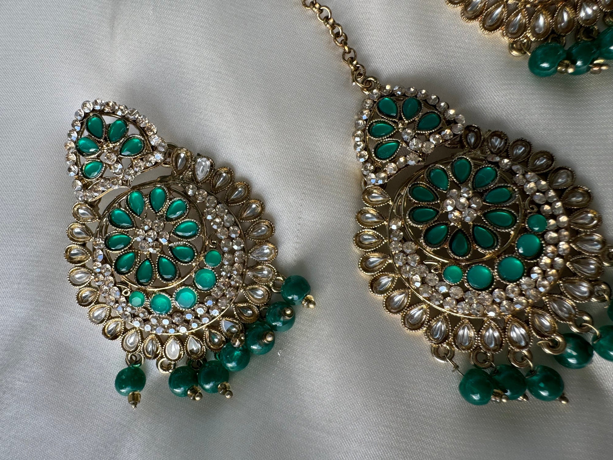 Earrings with Tikka Set