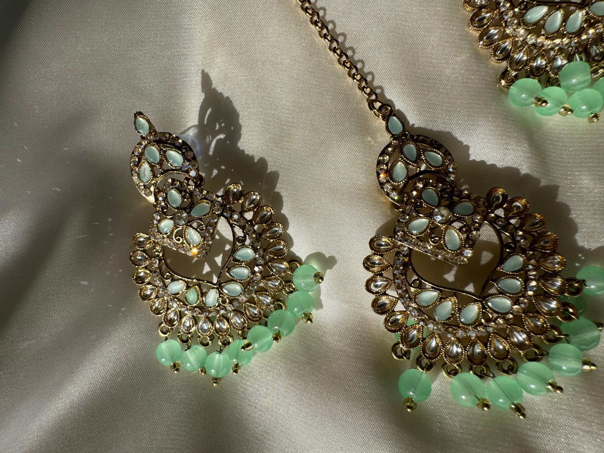 Chand bali earings with tikka