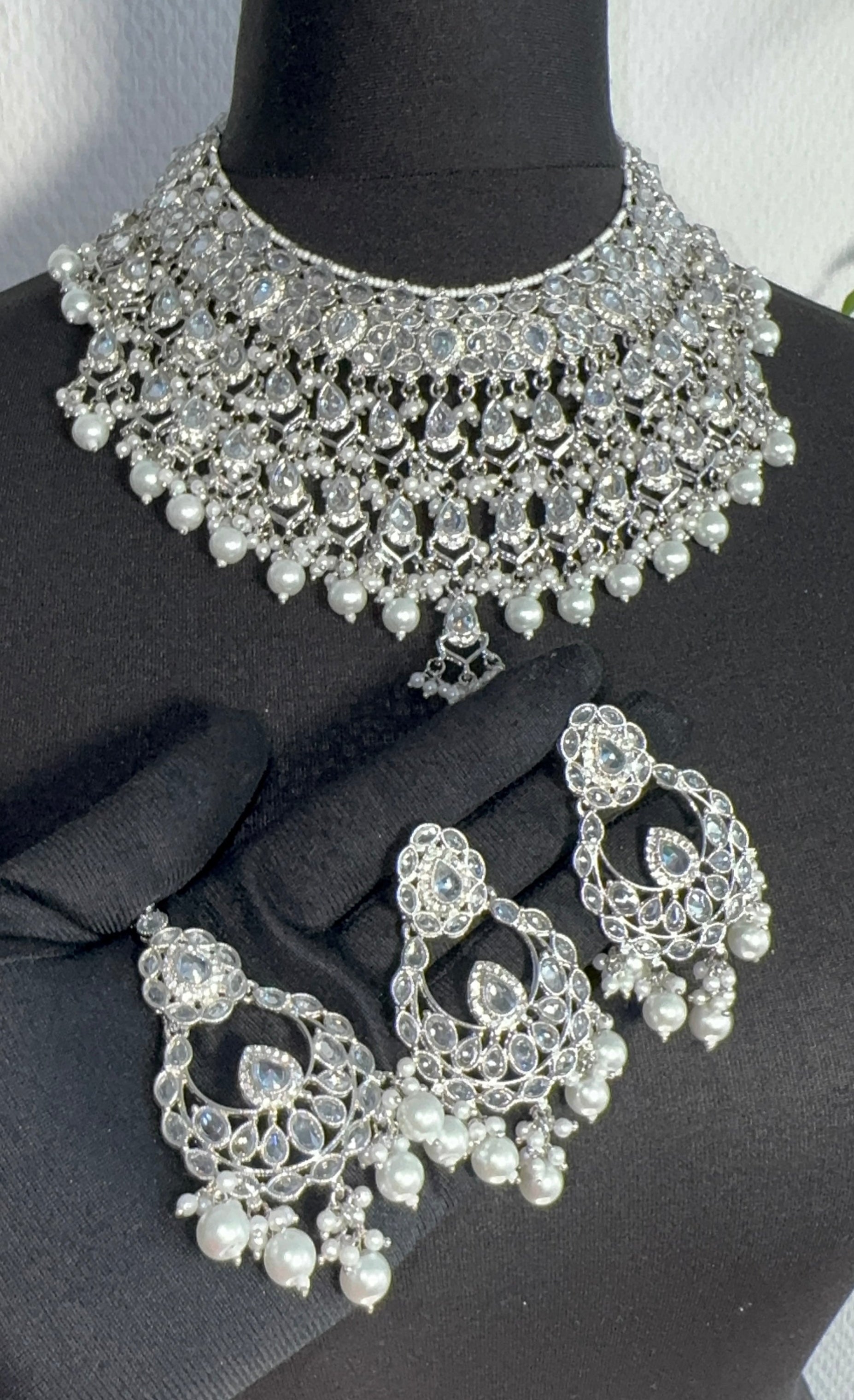 Noor-e-Chandi Silver Kundan Bridal Set