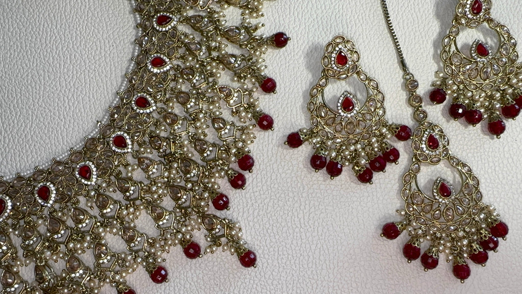 KUNDEN BRIDAL SET BURGUNDY