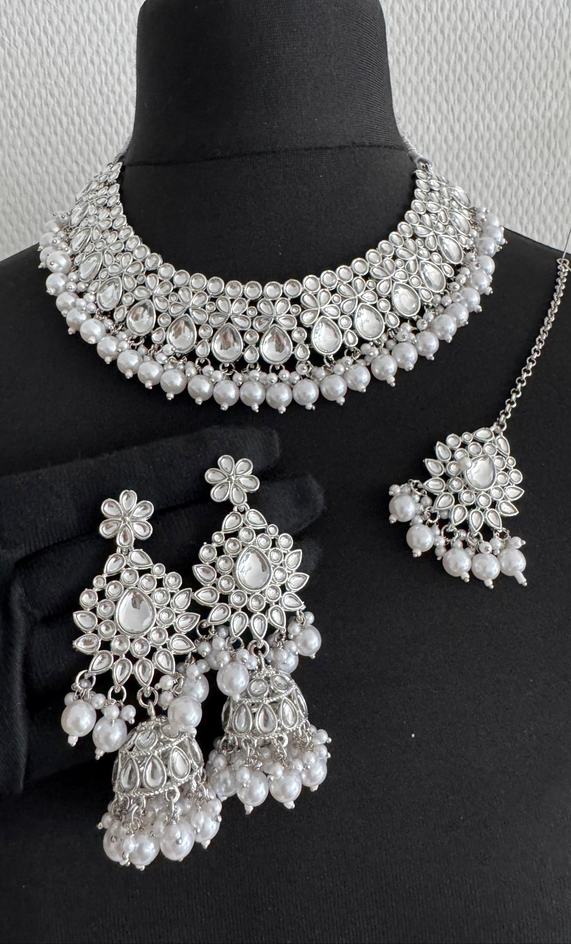 Silver Necklace Set