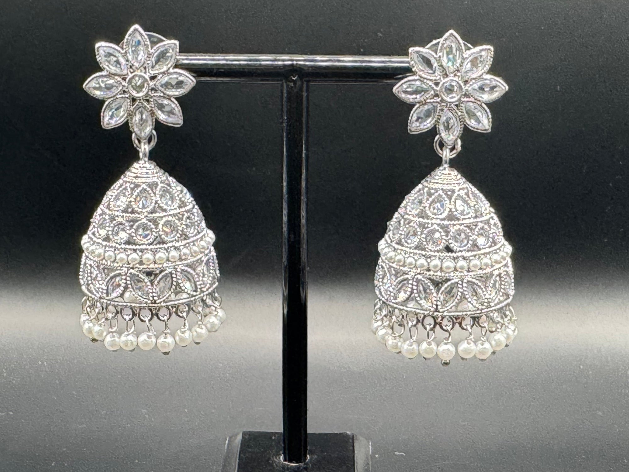 Flower Zircone Jhumka