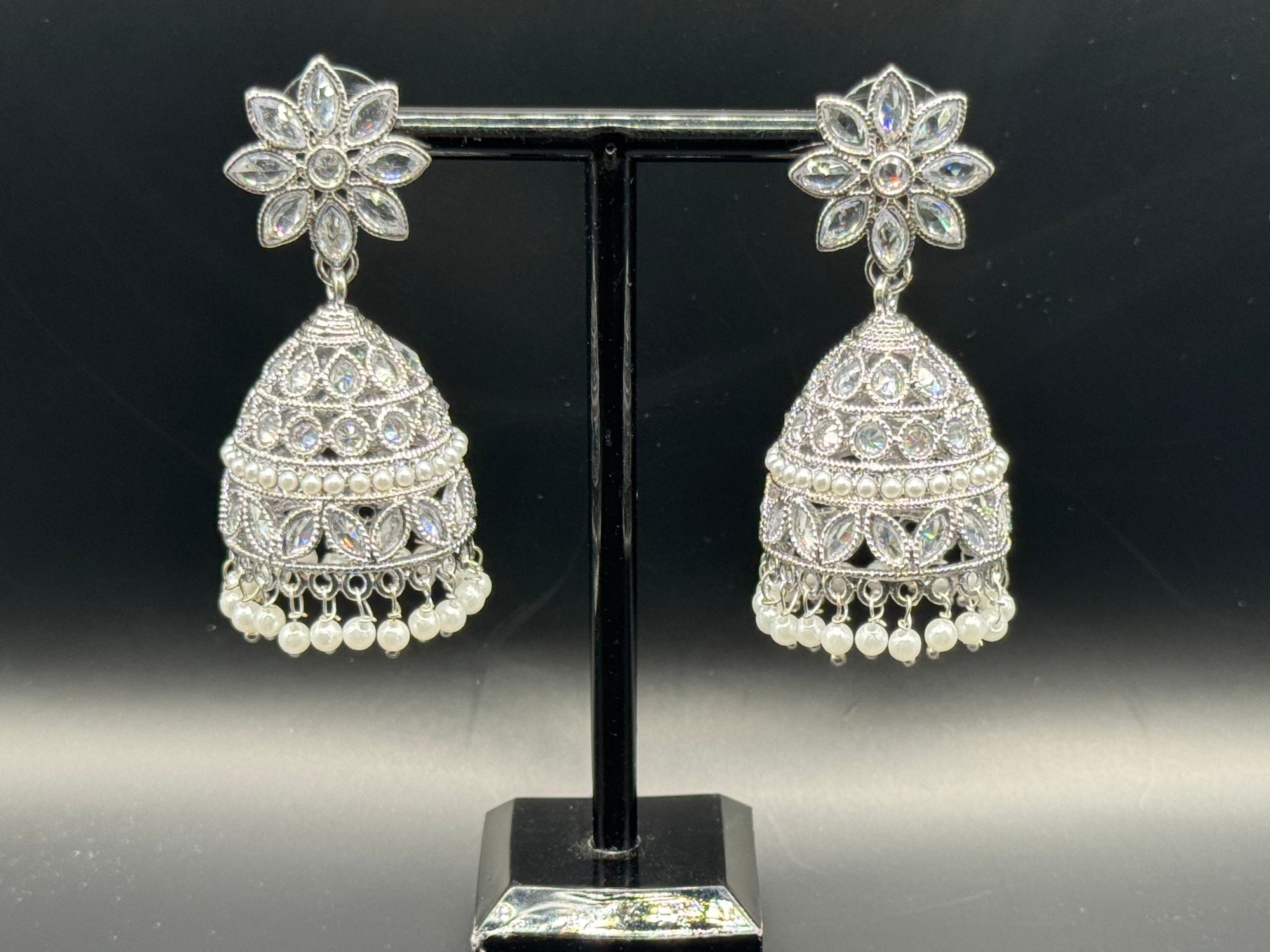 Flower Zircone Jhumka