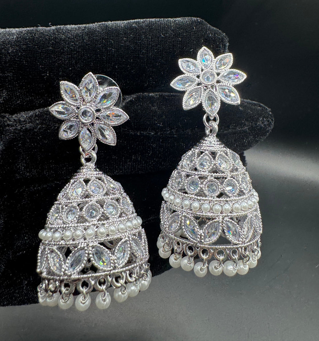 Flower Zircone Jhumka