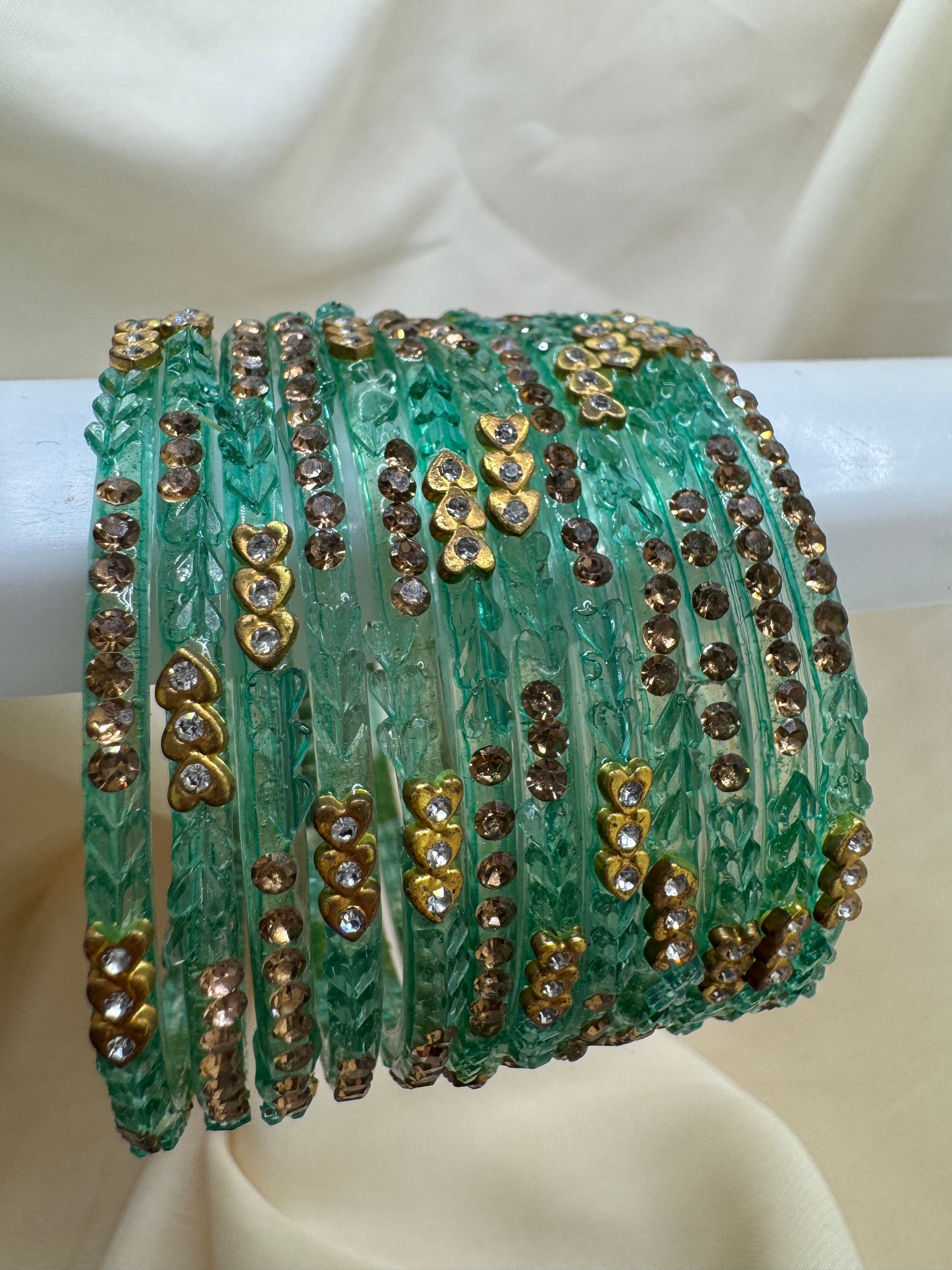 RAINDROP BANGLES GOLDEN HEARTS