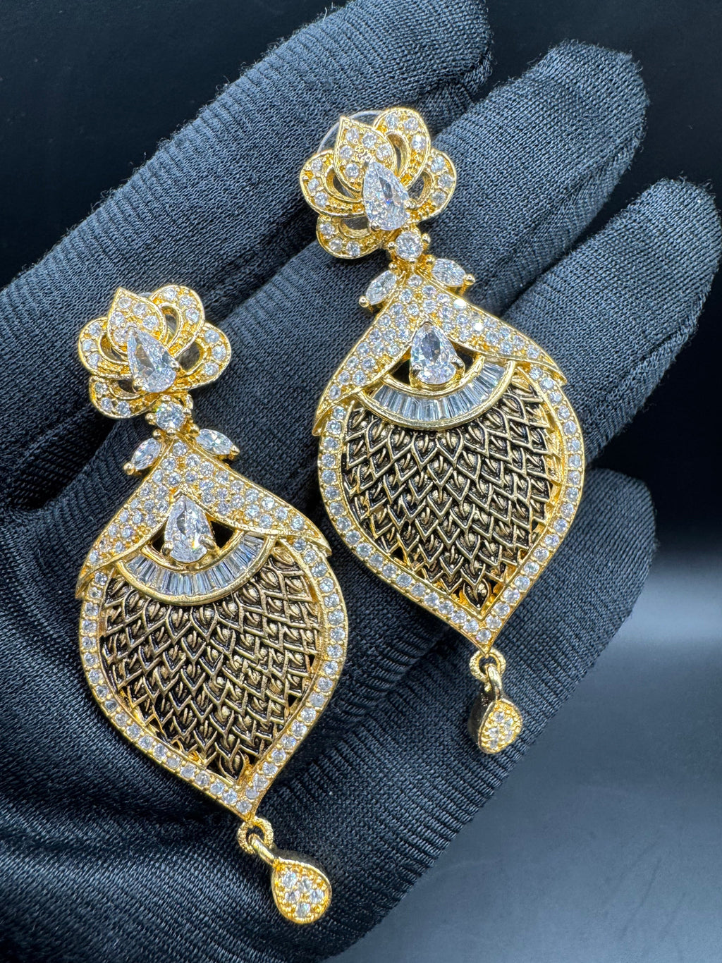 Gold Mesh Drop Zircon Earrings