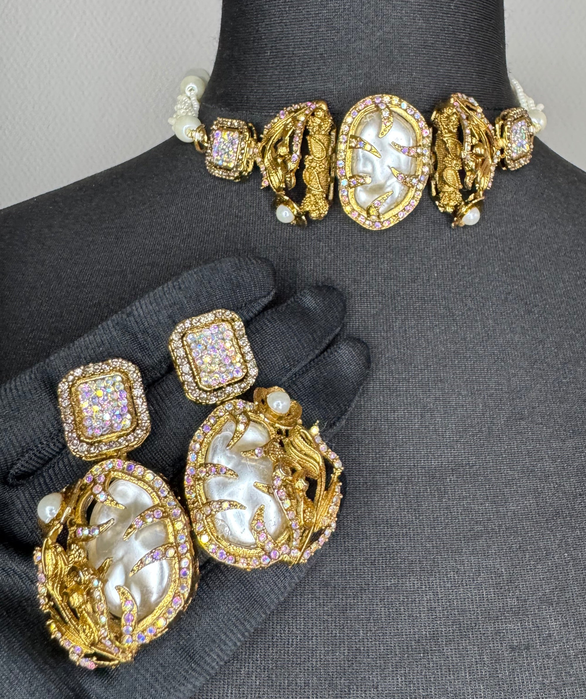 Pearl Royalty Set