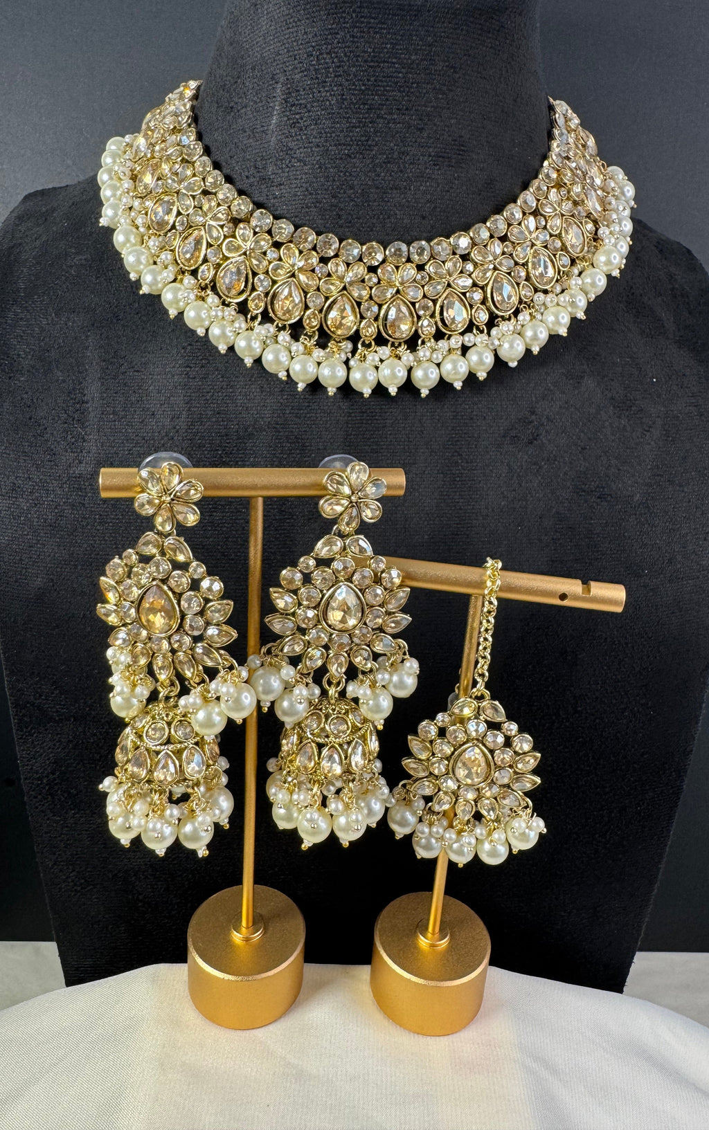 Noor Pearl Set