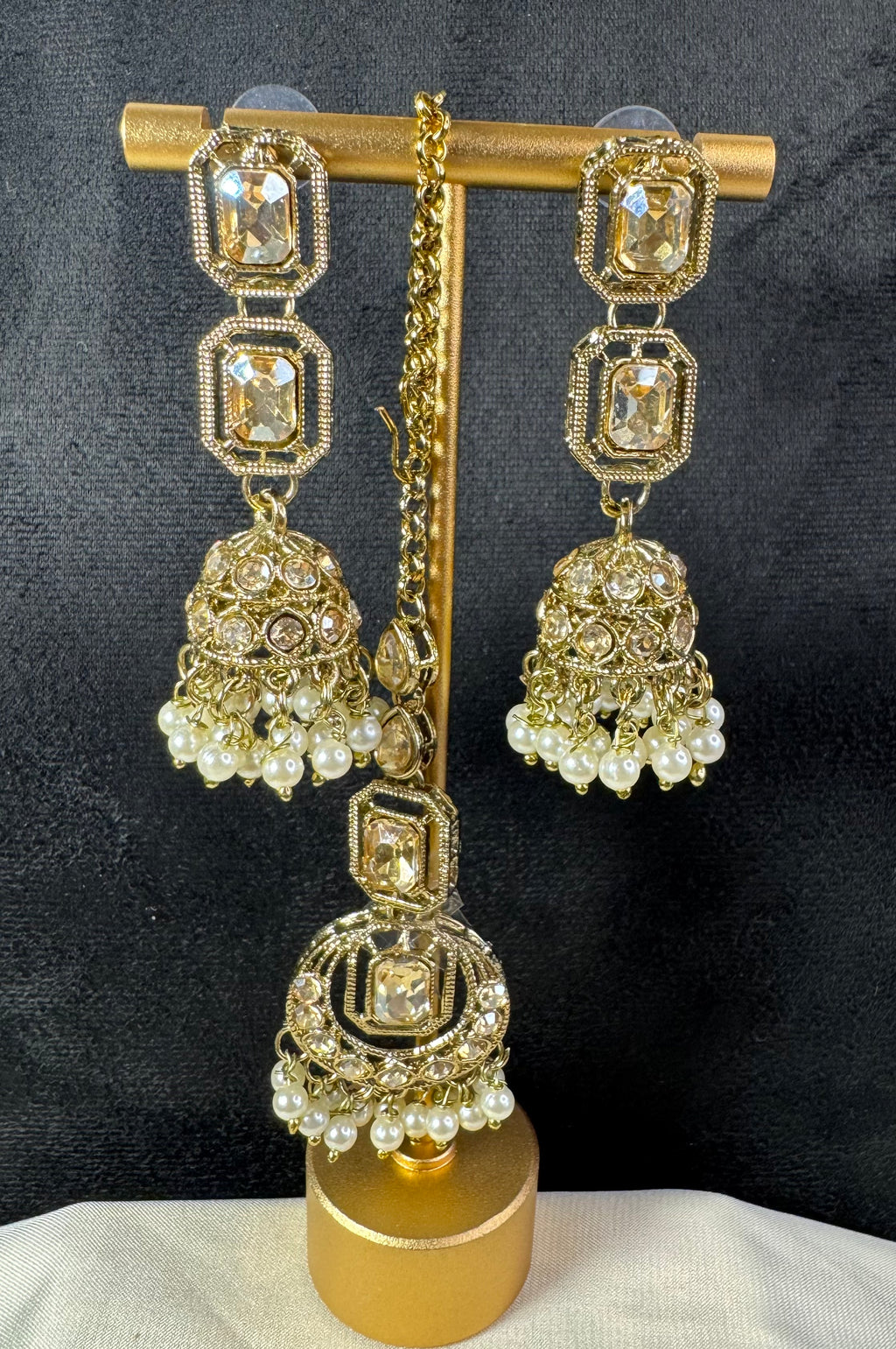 Zeenat Set
