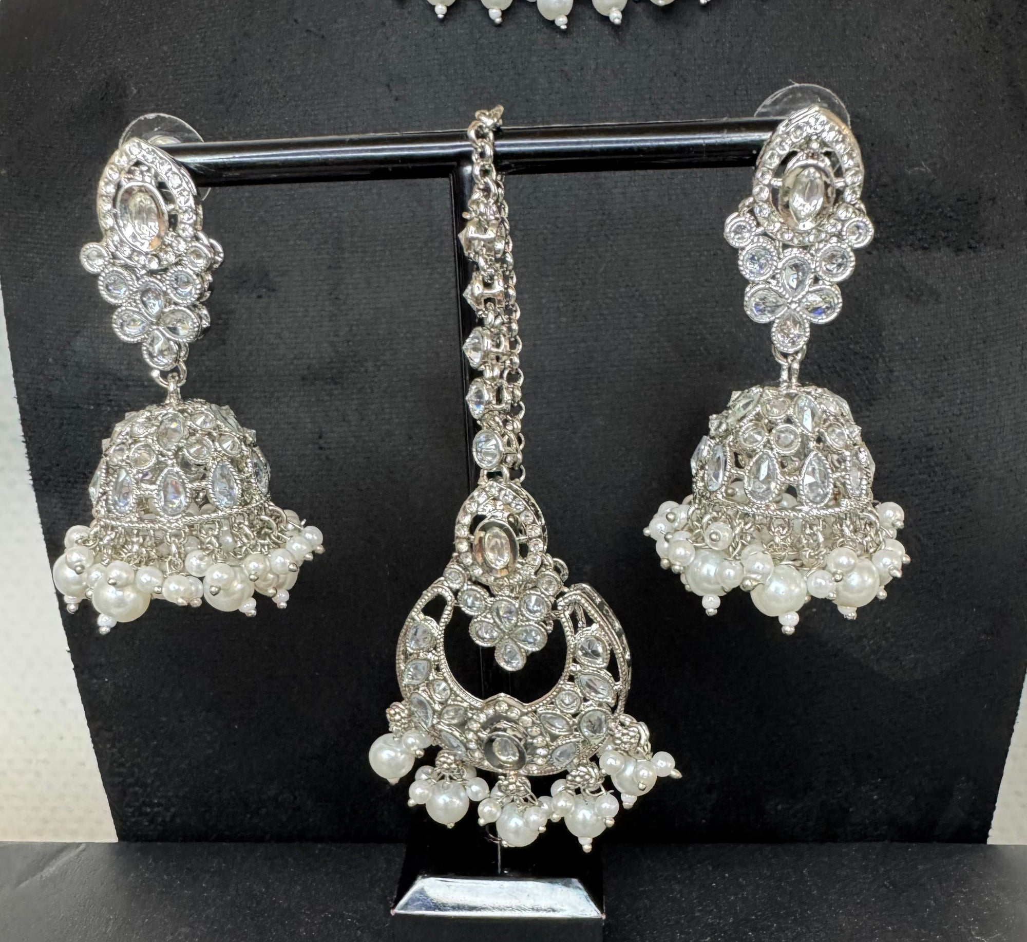 Silver Reverse AD Stone Set