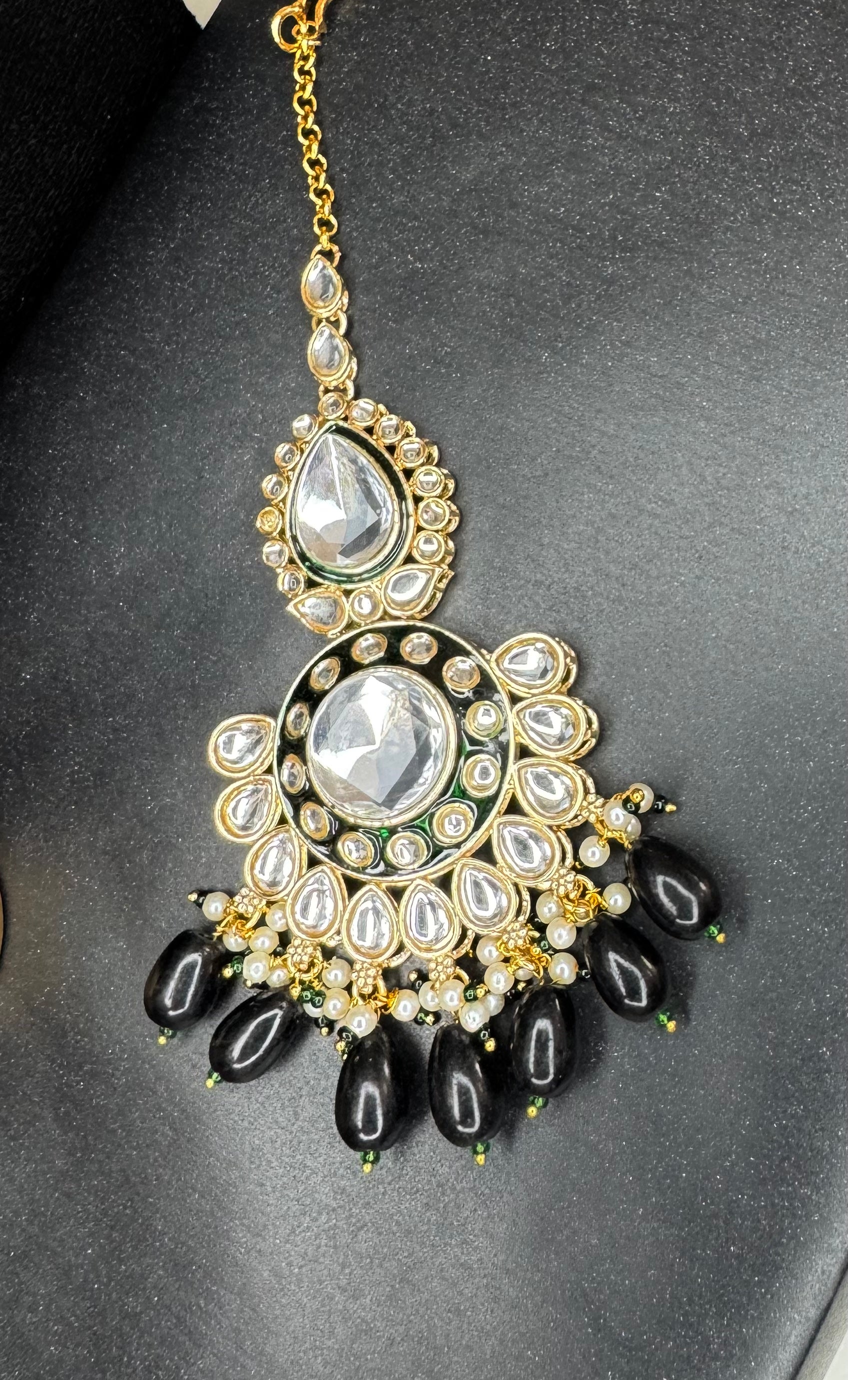 KUNDEN CHOKER SET BLACK BEADS