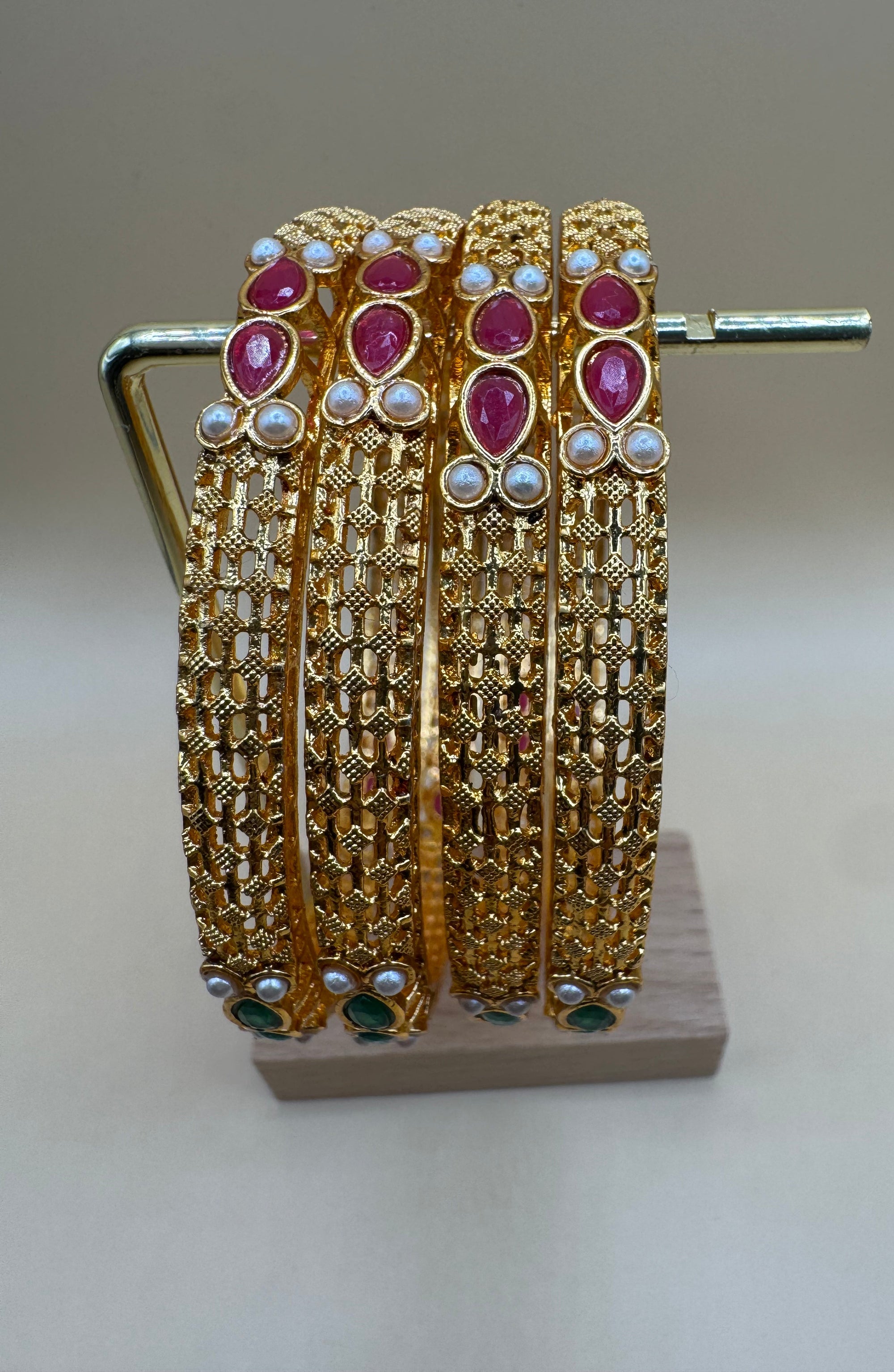 BANGLES SET