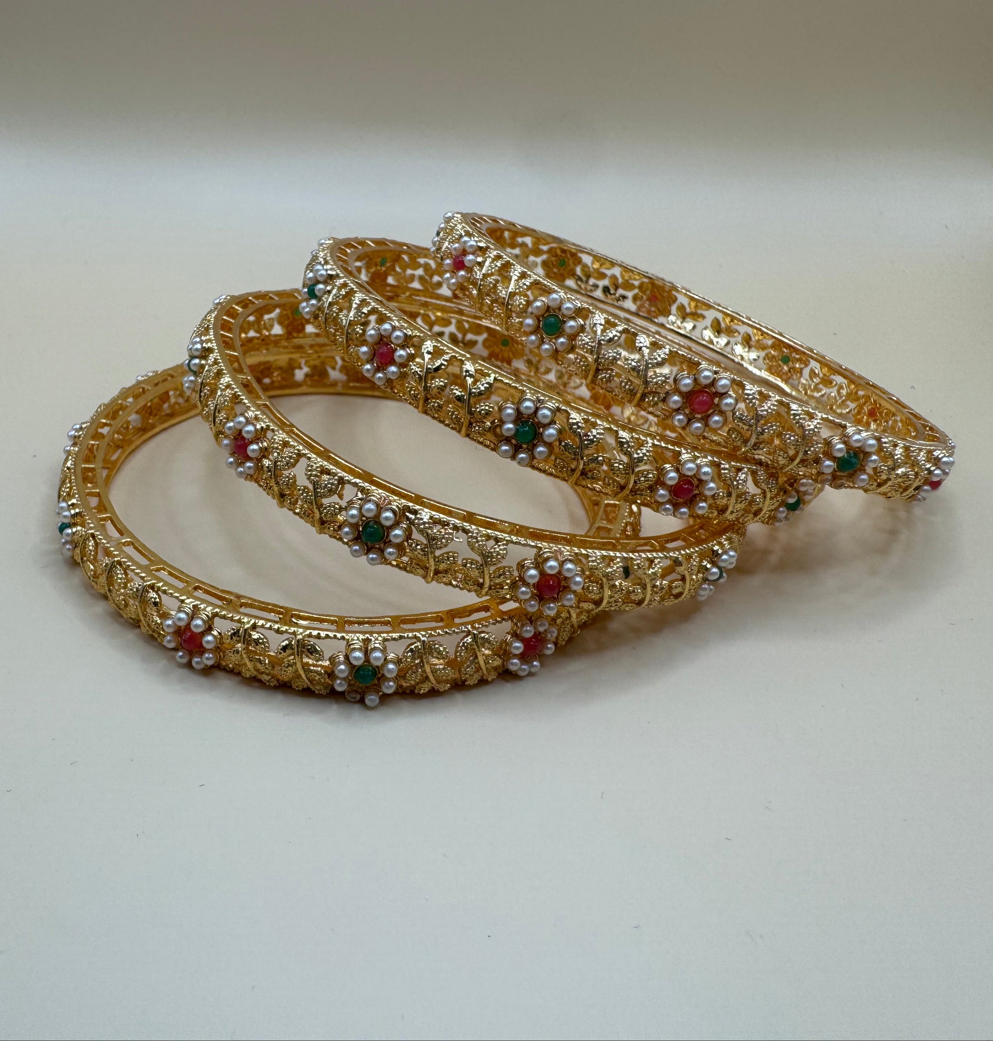 FLOWER BANGLES SET