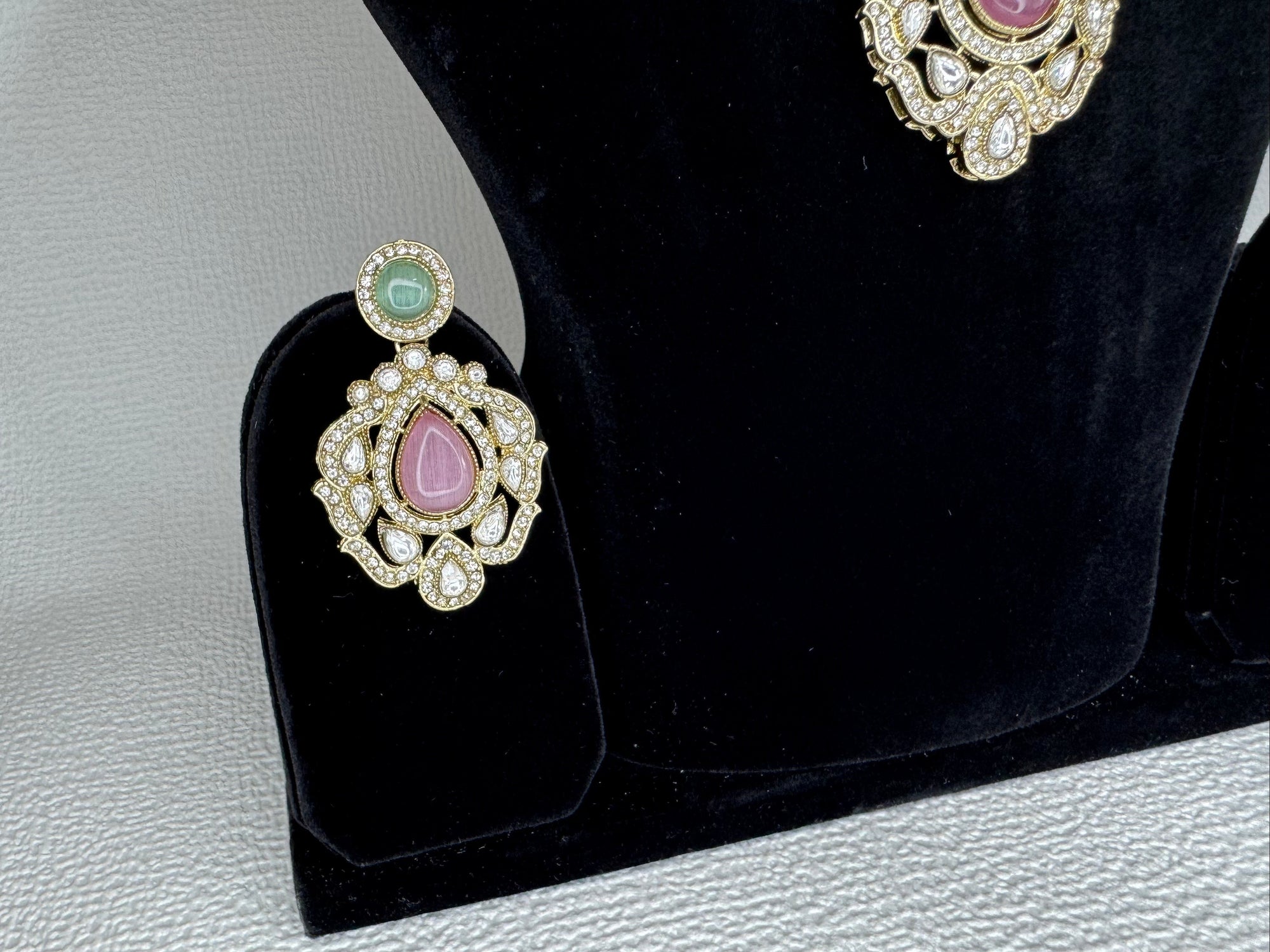 NECKLACE SET PINK & MINTGREEN