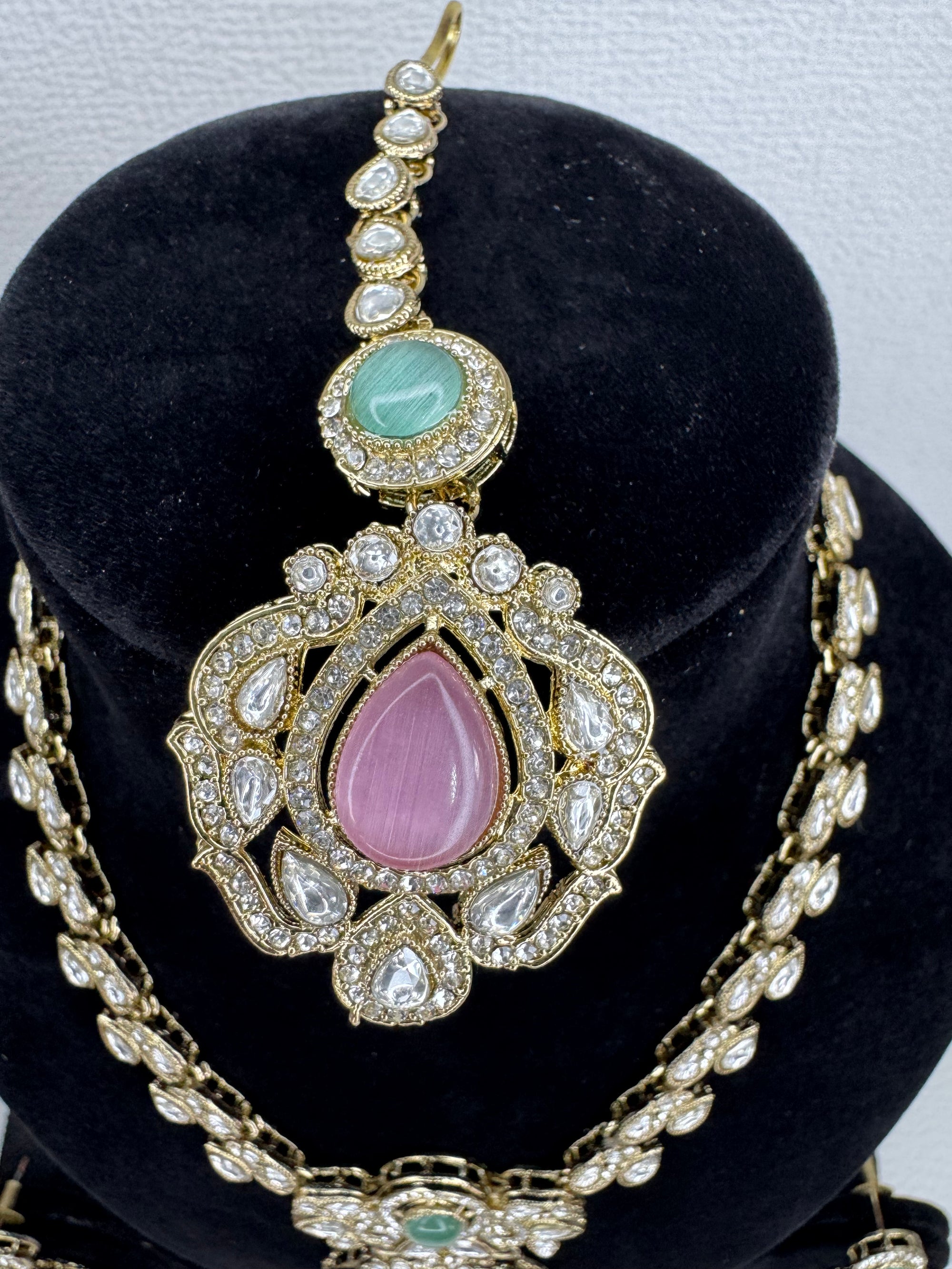 NECKLACE SET PINK & MINTGREEN