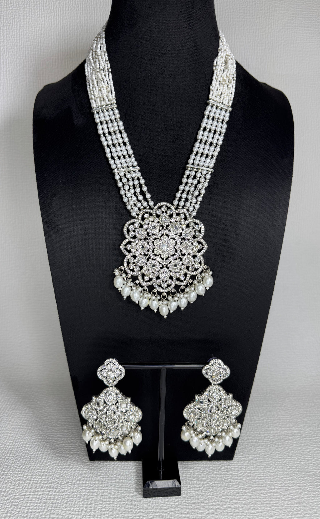 MALA SET SILVER
