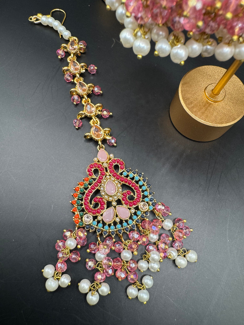 JHUMKA WITH TIKKA PINK