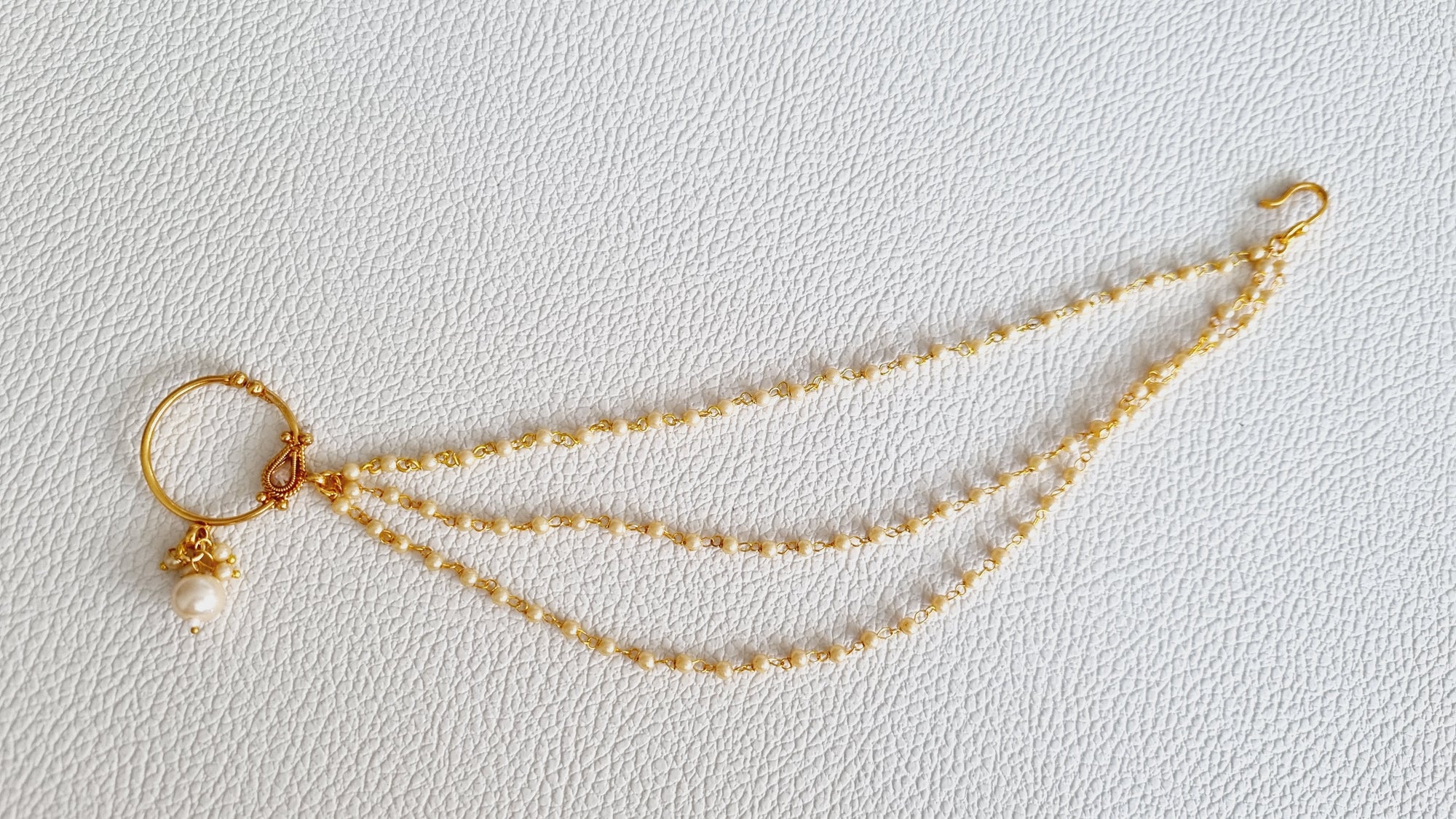 golden nose ring with kunden and pearls ,